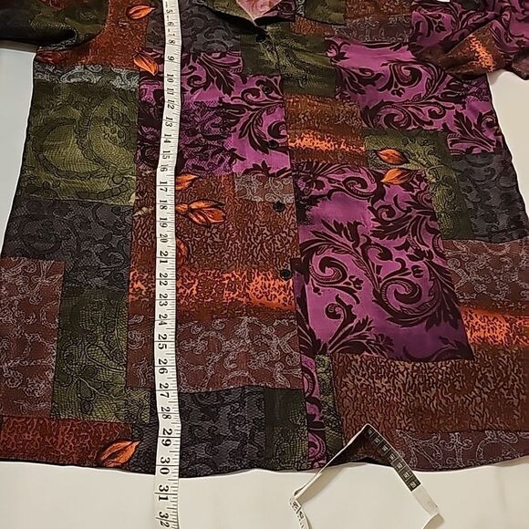 Coldwater creek  Korean Silk Button Up Shirt Blouse size large - Picture 6 of 8